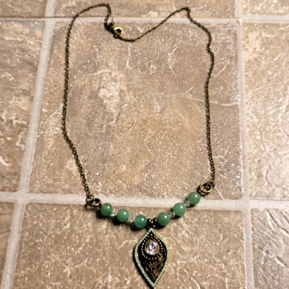 💎HAND-CRAFTED NECKLACE